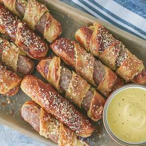 EVERYTHING SPICE WAGYU PIGS IN A BLANKET