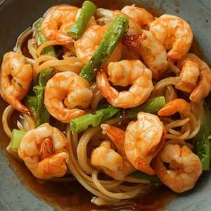 TÔM / Shrimp Stir-Fried Noodles