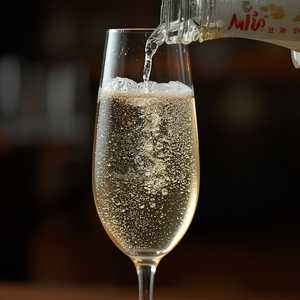 Mio Sparking Sake