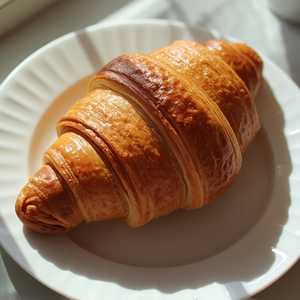 Madrid Croissant