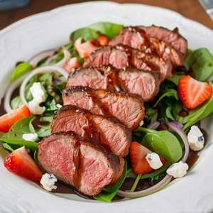 Steak & Spinach Salad