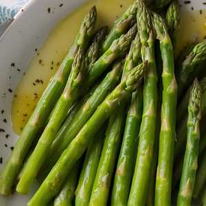 Steamed Asparagus