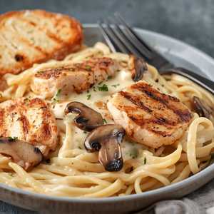 GARLIC MUSHROOM CHICKEN ALFREDO