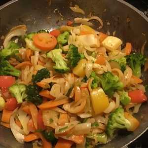 Pad Pak Raum With Tofu
