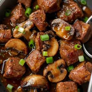 Rib Eye Steak With Fresh Mushroom 姜葱蘑菇爆士的