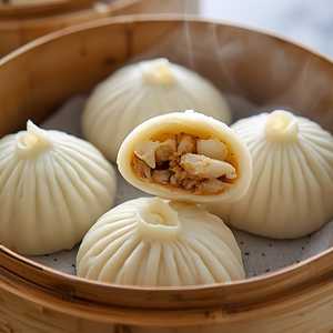 Chicken And Dried Scallop Bun 瑶柱鸡包仔