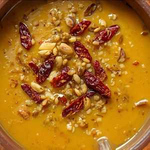 Lasooni Dal Tadka