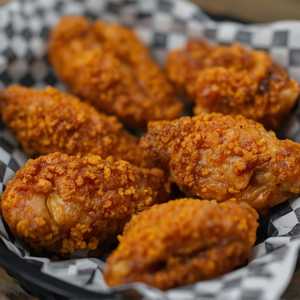 Fried Chicken Wings (6)