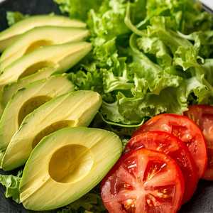 Avocado, Lettuce and Tomatoes