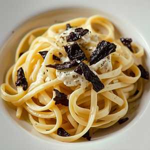 TAGLIOLINI AL TARTUFO NERO
