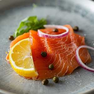 SALMON CARPACCIO
