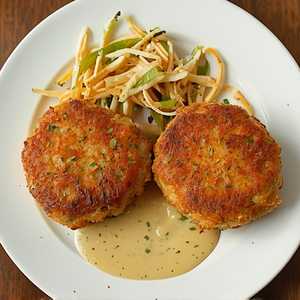 Signature Jumbo Lump Crab Cakes
