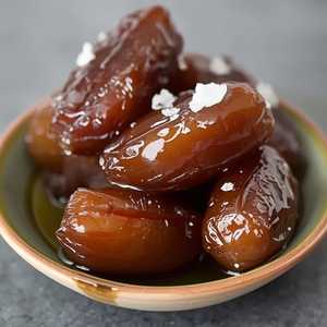 Roasted Medjool Dates, Vanilla Infused Olive Oil, Salt