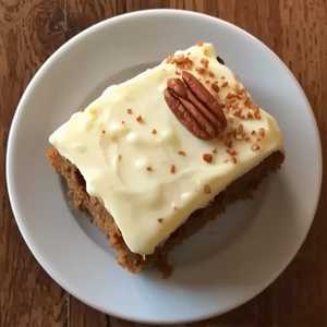 Eadie's Carrot Cake