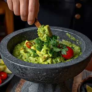 Tableside Guacamole