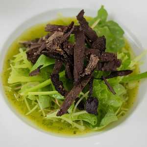 Green Salad with Truffle (V)
