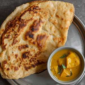 Roti With Curry Sauce