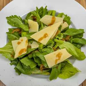 Fresh Run Farm lettuce