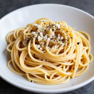 SPAGHETTI CACIO E PEPE