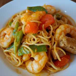 Stir Fried Vermicelli Singapore Style