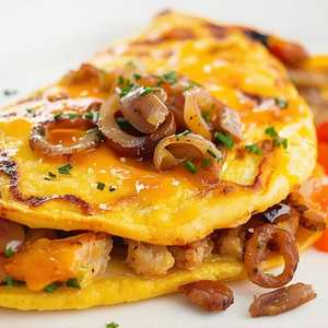 Grilled Chicken & Cheese Omelette