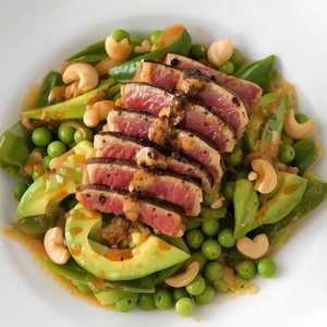 Seared Ginger Tuna Salad