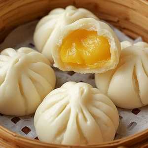 Egg Yolk Past Bun 贵妃奶皇包