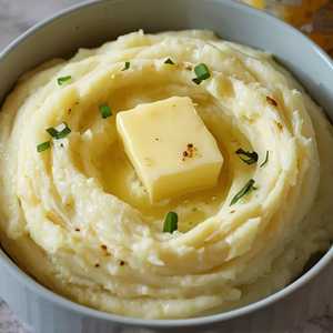 Garlic Whipped Potatoes