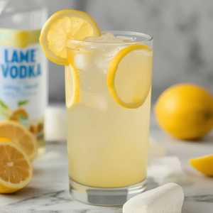 Spiked Ginger Lemonade
