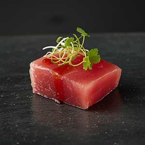 Tuna Crudo*