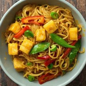 Vegetarian Singapore Noodles (V)