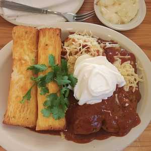 Flautas Y Enchiladas