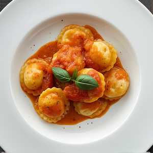 Ravioli Al Pomodoro E Basilico