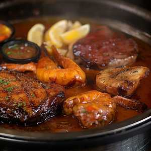 Parrillada De Mar Y Tierra