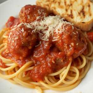 Spaghetti & Meatballs