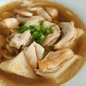 GÀ CÁ / Chicken and Fish Noodle Soup