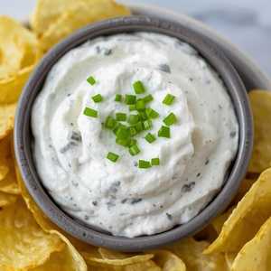 Cashew Sour Cream And Onion Dip