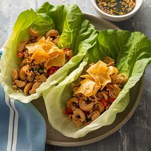 Cashew Chicken Lettuce Wraps