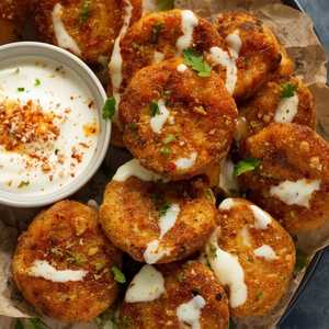 Aloo Tikki Chaat