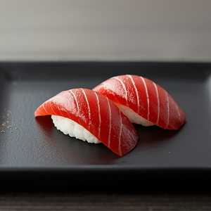 NIGIRI TUNA