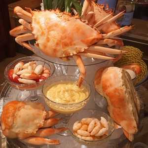 Giant Prawn & King Crab Cocktail