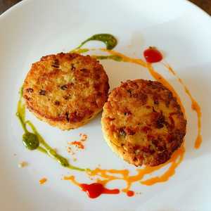 Local Dungeness Crab Cakes (Appetizer)