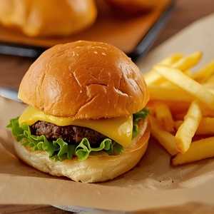 Cheeseburger & Fries