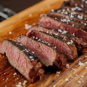 Steakhouse Skirt