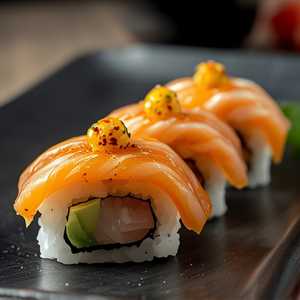 YELLOWTAIL MAKI