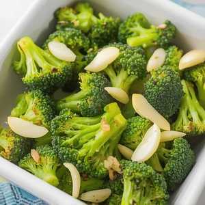 Seared Broccolini & Garlic