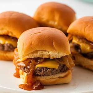 KINGS HAWAIIAN® CHEESEBURGER SLIDERS