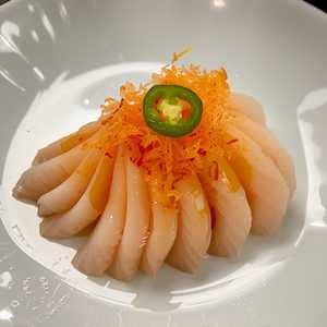 Hamachi Yuzu Jalapeño