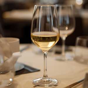 Chardonnay, Domaine Cheveau 'aux combes' Pouilly-Fuissé, Burgundy, France 2022