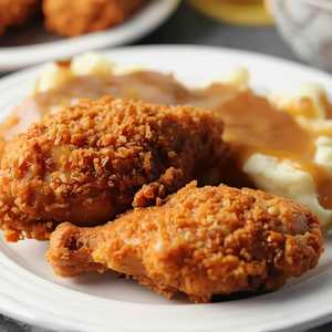 COUNTRY FRIED CHICKEN DINNER